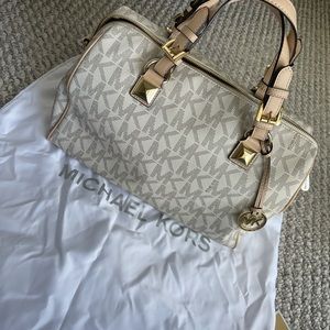 Michael Kors Grayson Logo Satchel: Vanilla, Large